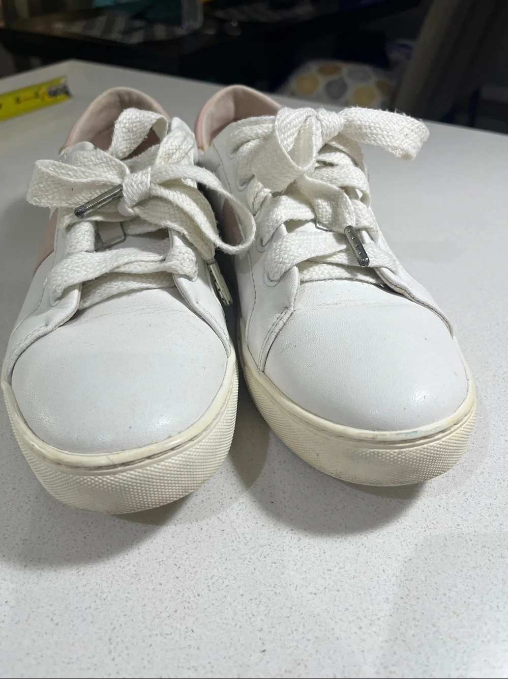 ♠️Kate Spade Iggy Low Top Court Sneakers White / Rose Smoke Pink sz8